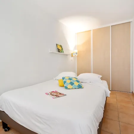 Lejlighedshotel Pierre & Les Rivages Du Parc 3*