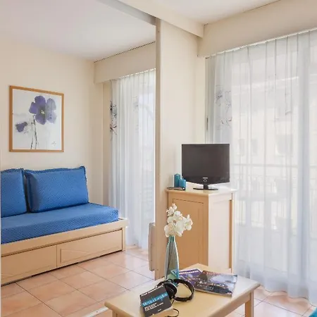 Lejlighedshotel Pierre & Les Rivages Du Parc 3*
