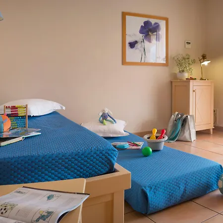 Pierre & Les Rivages Du Parc Μεντόν