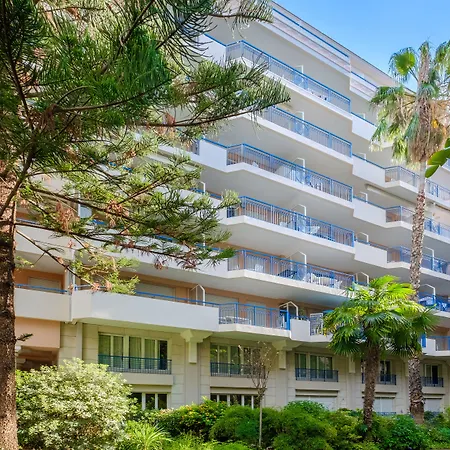 Pierre & Les Rivages Du Parc Ξενοδοχείο με διαμερίσματα Μεντόν