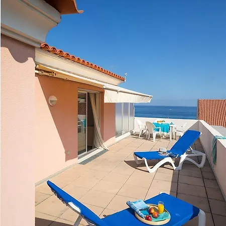 Pierre & Les Rivages Du Parc 3* Μεντόν