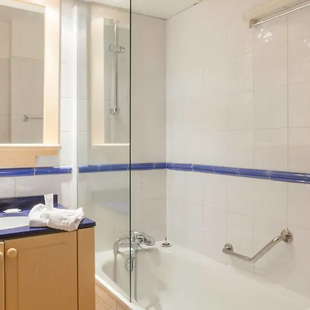 Lejlighedshotel Pierre & Les Rivages Du Parc 3*