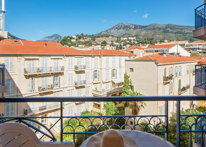 Pierre & Les Rivages Du Parc 3* Menton