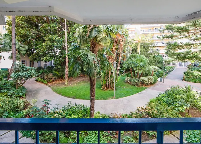 Aparthotel Pierre & Les Rivages Du Parc Menton