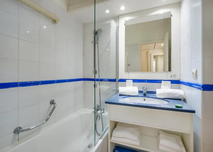 Résidence Pierre&vacances Les Rivages Du Parc Appart hôtel Menton