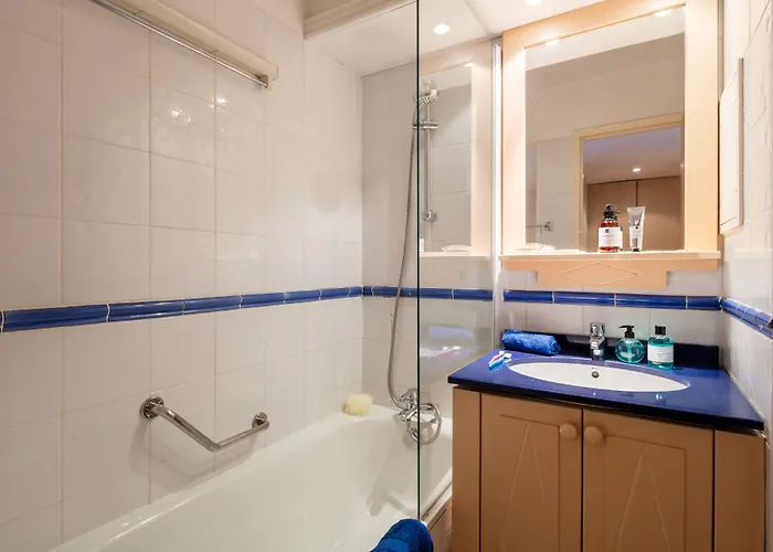 Résidence Pierre&vacances Les Rivages Du Parc Appart hôtel 3*