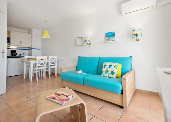 Pierre & Les Rivages Du Parc Menton