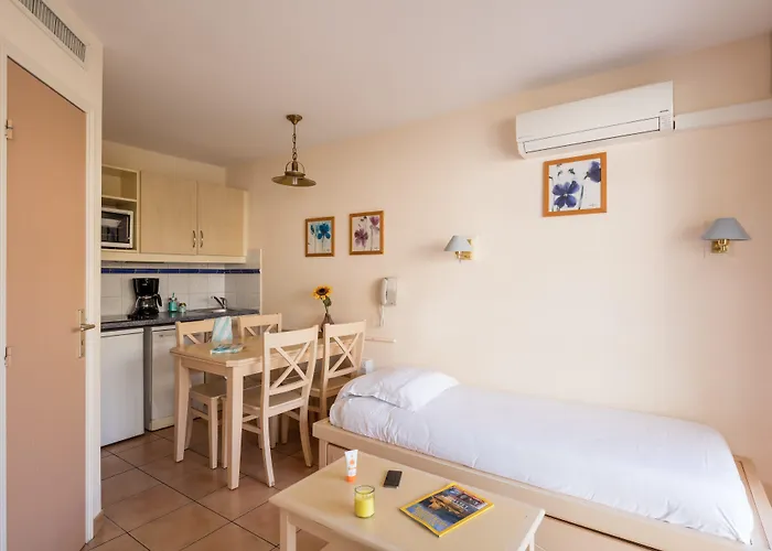 Pierre & Les Rivages Du Parc 멍똥