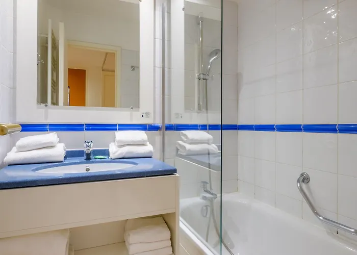 两岸公园皮埃尔假日公寓酒店