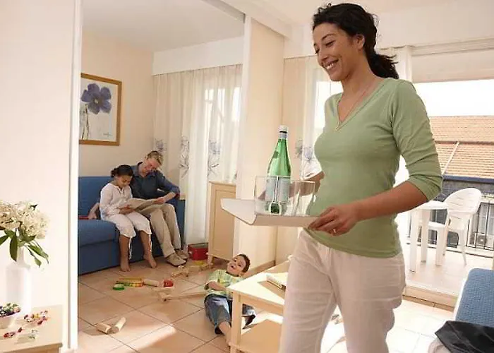 Pierre & Les Rivages Du Parc 아파트호텔 멍똥